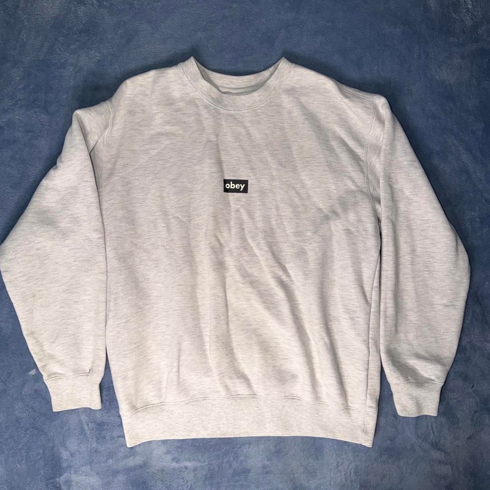 Gray Obey crewneck sweatshirt